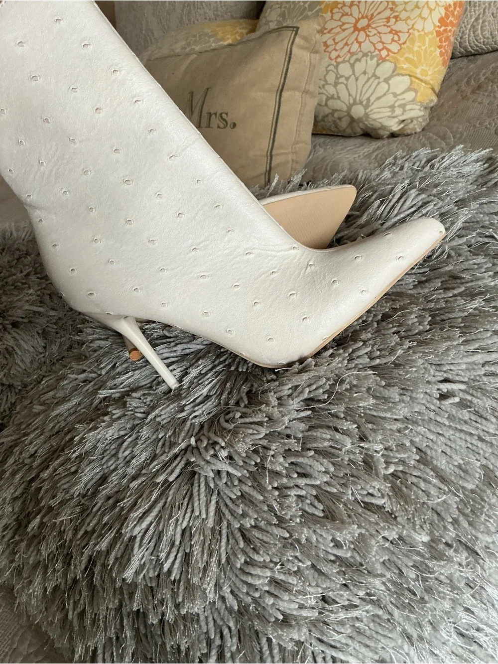 Women’s White Pointed Toe Stiletto Ankle Boots